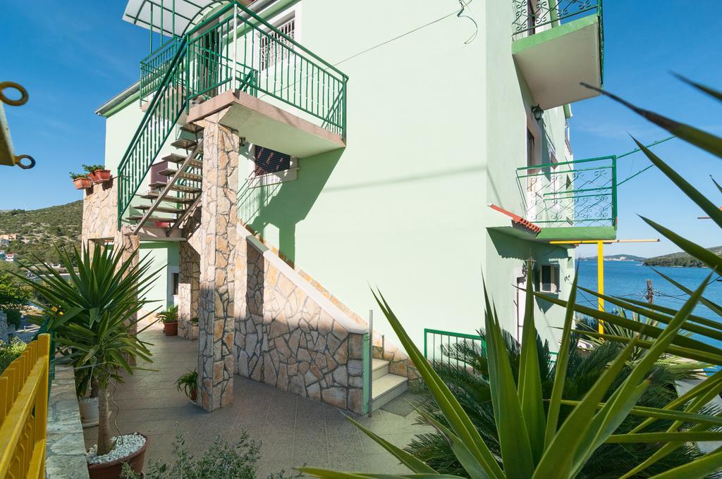 Apartment Stojan A1 Marina Extérieur photo