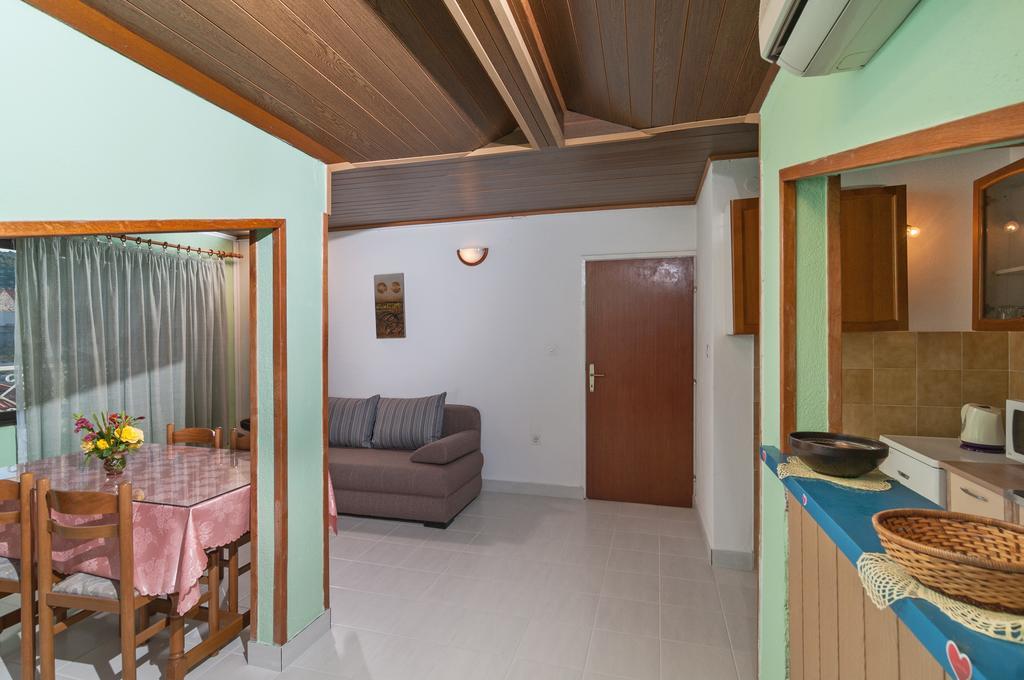 Apartment Stojan A1 Marina Extérieur photo