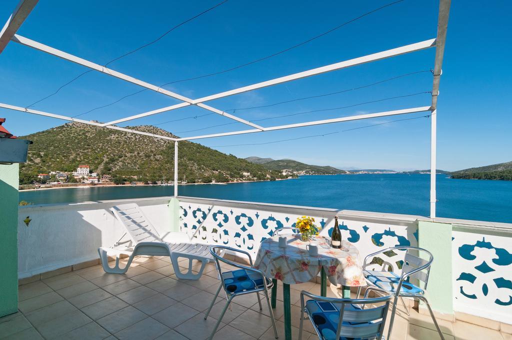 Apartment Stojan A1 Marina Extérieur photo