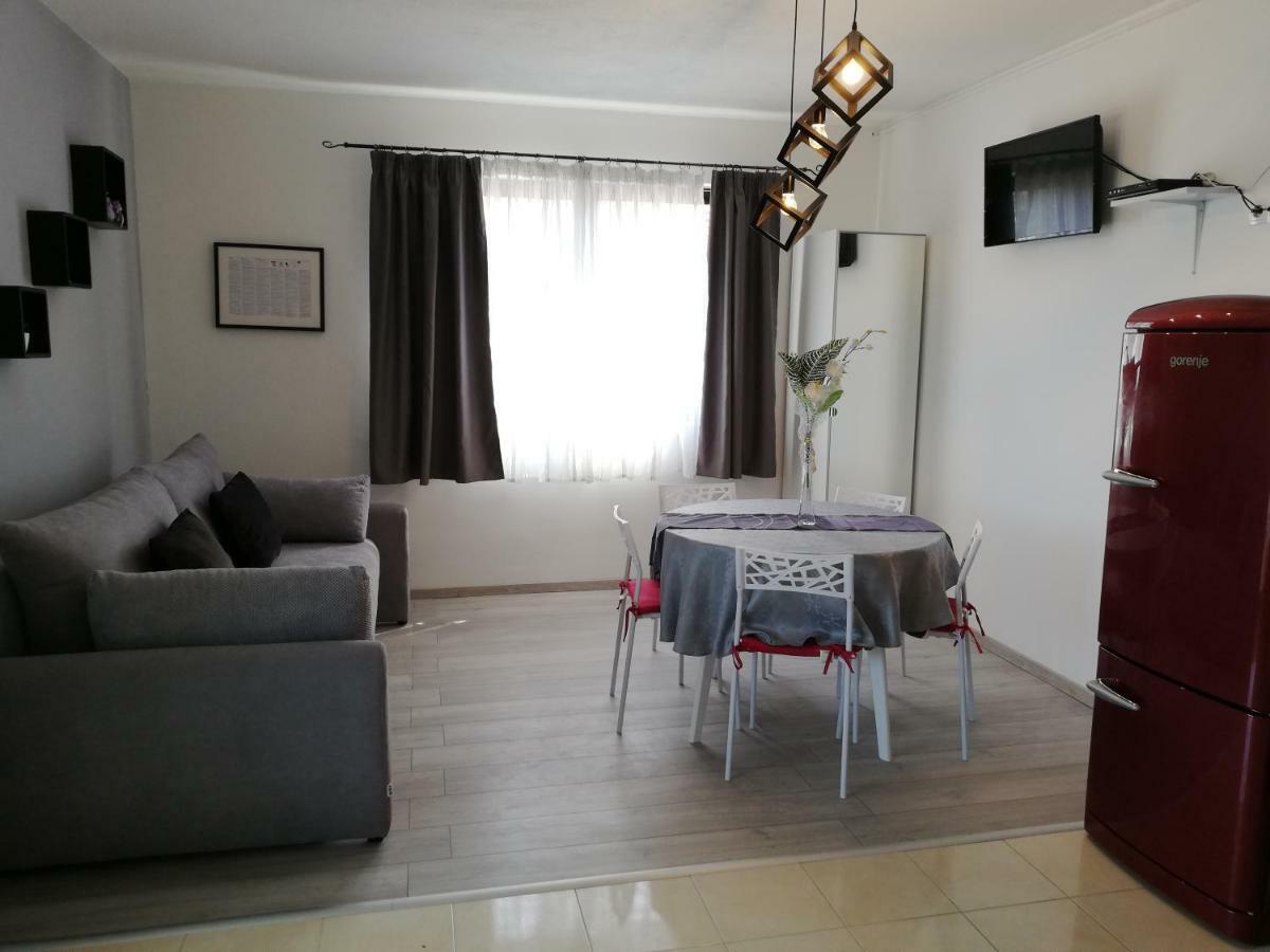 Apartment Stojan A1 Marina Extérieur photo